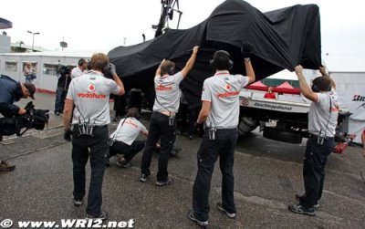 Morning crash for Hamilton at Suzuka