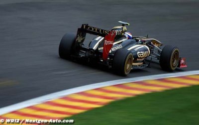 Senna dans le pétrin, Petrov dans les points