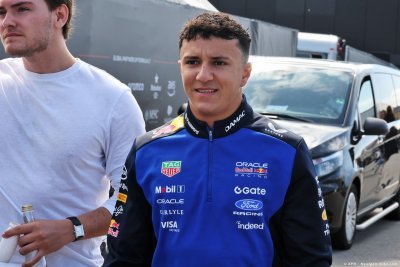Lawson a impressionné mais Hadjar a la confiance de Red Bull pour 2027