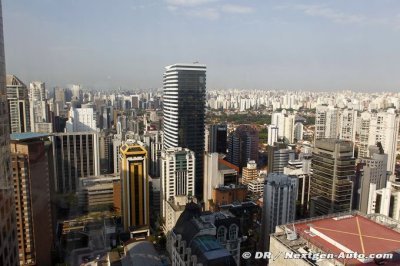 Sao Paulo mayor plays down F1 violence