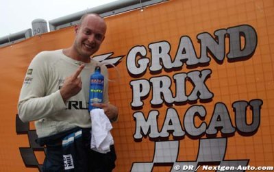Macao, Course 1 - Huff réduit l’écart à 13 points