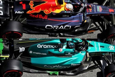 Bosses drink ’green Red Bull’ as F1 row erupts