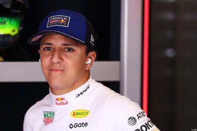 Hadjar s’est ’remis avec succès de sa blessure’ au poignet selon Red Bull