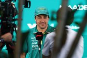 Alonso agacé d'avoir appris les projets d'Aston Martin F1 dans les médias