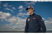 Ricciardo 'ready' for F1 debut with eye on Webber