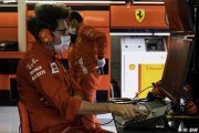 Ferrari 'must' fight for 2022 title - Binotto