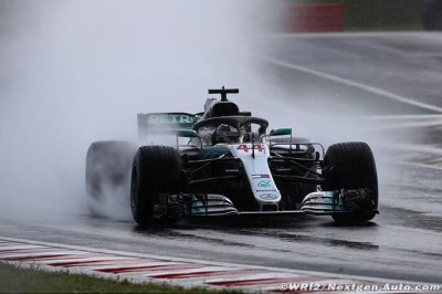 COTA, FP1: Hamilton quickest in wet opening session