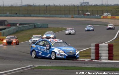 Shanghai&nbsp;: Huff s’impose dans la Course 2, Muller sous investigation