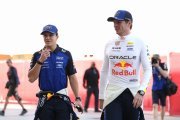 Verstappen conseille Hadjar : 'il doit croire qu'il peut battre n'importe qui'