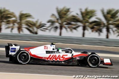 Haas F1&nbsp;: La VF-22 est une voiture ’rapide’ selon Schumacher