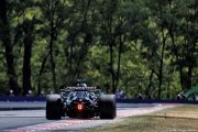 Le moteur de Russell a vu son carter se fissurer, Mercedes F1 veut tenter de le sauver
