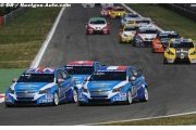 Chevrolet men get ready for title fight