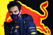 Wolff s'inquiète des connaissances de Pérez sur le moteur Mercedes