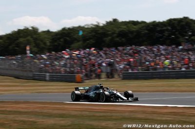 Vettel et Hamilton critiquent les bosses de Silverstone