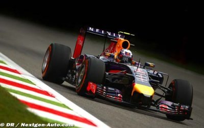 Ricciardo ralenti par des problèmes moteur
