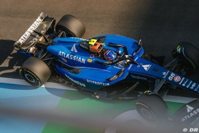 Williams denies Sainz racing 2024 car