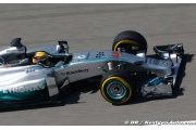Bahrain, FP1: Hamilton puts Mercedes on top