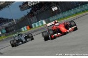 'Une chance sur deux' de voir une lutte Ferrari-Mercedes en 2016