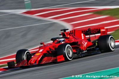 Ferrari hints ’young driver’ to replace Vettel