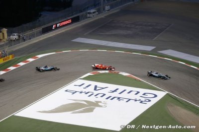 Ferrari, Mercedes ’about equal’ - Wolff