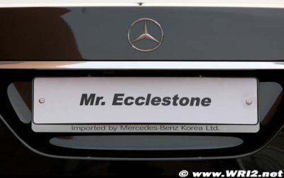 Ecclestone’s motor home in Germany, Ecclestone not