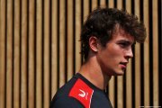 Bearman s'impatiente pour son avenir en F1, toujours sans contrat signé pour 2027