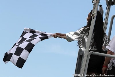 La FIA explique son erreur au sujet du drapeau à damier