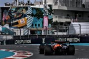 Norris : Je pensais qu'être papa ralentirait Verstappen !