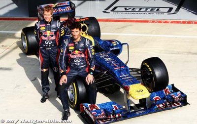 Vettel and Webber unveil Wings for Life cars