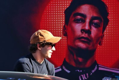 Russell reconnaît sa défaite face à Antonelli&nbsp;: ’Je n’ai pas été à la hauteur’