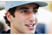 Ricciardo still unsure of 2011 role