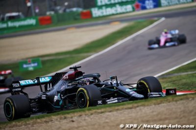 Hamilton gagne à Imola, Mercedes s’assure les deux titres
