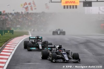 Tsunoda a beaucoup appris dans sa lutte contre Hamilton