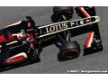 Unpaid Raikkonen threatens to boycott Lotus