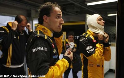Valencia track talk with Robert Kubica