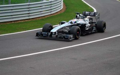 Matt Parry a roulé à Silverstone au volant d’une McLaren