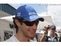 Senna happy with weather after arriving in Bahrain