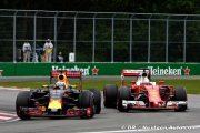 Pas question de voir Ricciardo chez Ferrari selon Horner