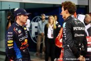 ‘Une demi-seconde' : Russell prédit une très large avance pour Verstappen en course…