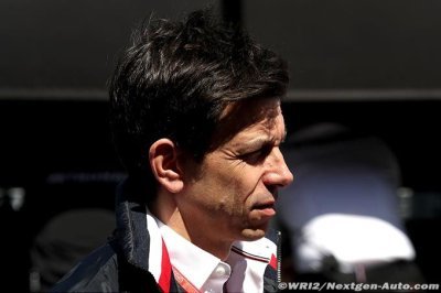 Wolff ne se voit vraiment pas à la tête de la F1 à la place de Carey