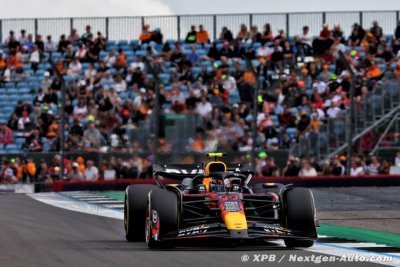 Red Bull : Verstappen et Perez sont assez loin des McLaren pour le moment
