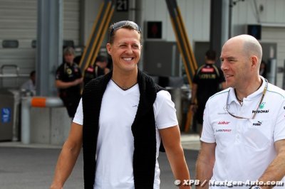 Mercedes F1&nbsp;: Clear a préféré travailler avec Schumacher que Rosberg