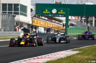 Verstappen wants ’two tenths’ gap to Hamilton