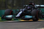 Red Bull a demandé à la FIA d'inspecter l'aileron avant de Mercedes