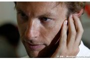 Button says goodbye at father's funeral