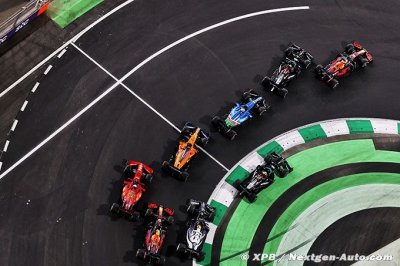 FIA&nbsp;: Masi explique son offre sous drapeau rouge à Red Bull