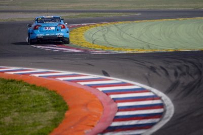 Termas de Rio Hondo, Qual.: Catsburg storms to WTCC pole