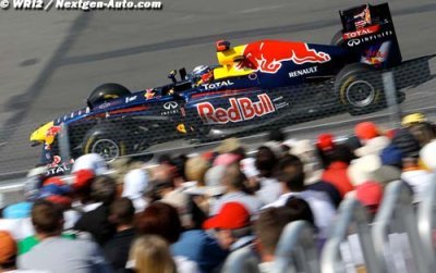 Vettel déjoue les pronostics et signe la pole
