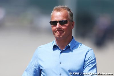 Budgets dépassés&nbsp;: Herbert demande des pénalités ’sévères’