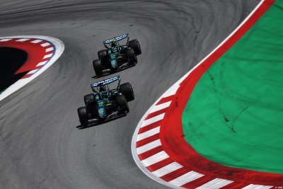 Les performances d’Aston Martin F1 à Barcelone jugées ’inacceptables’